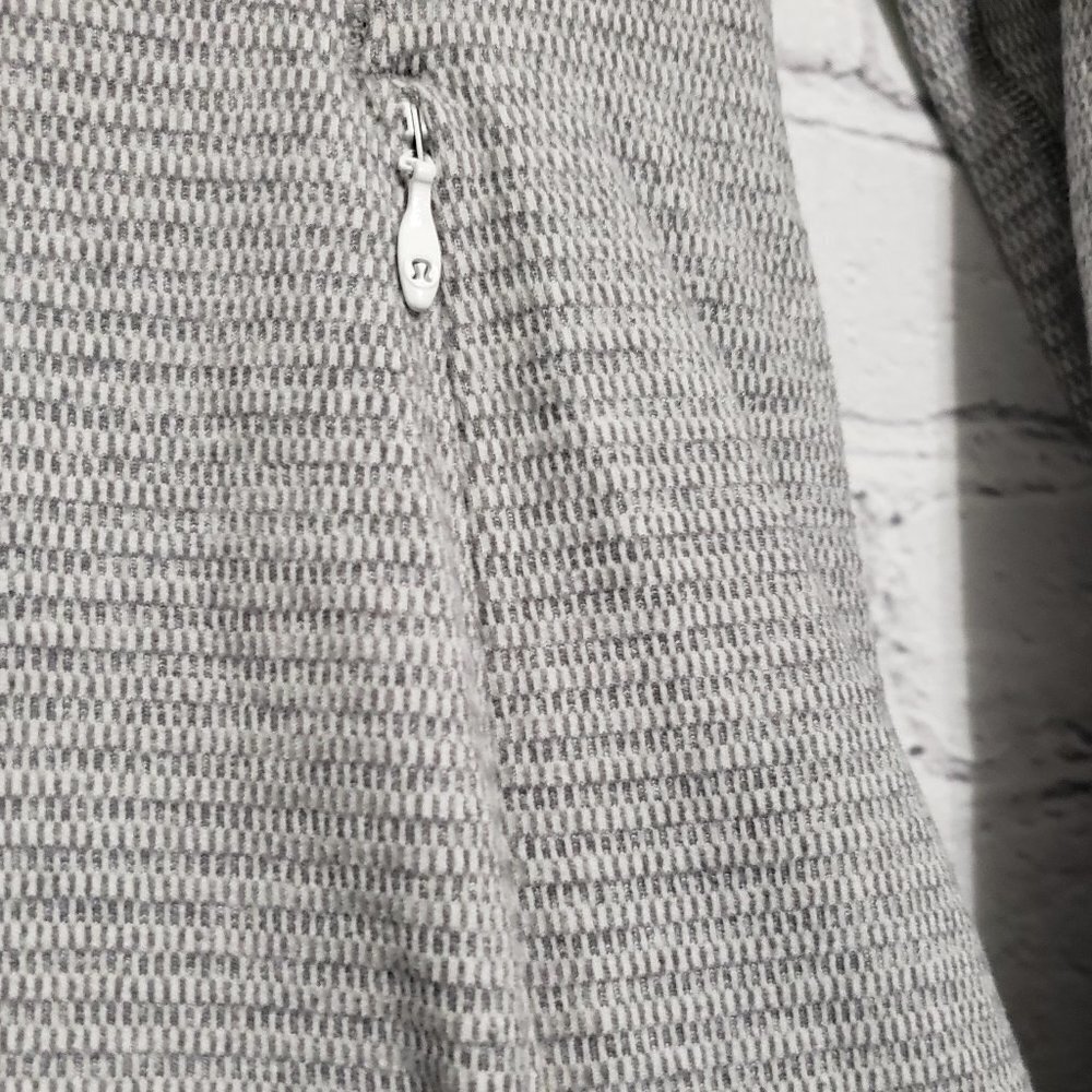 Lululemon Runderful 1/2 Zip - Picture 11 of 12